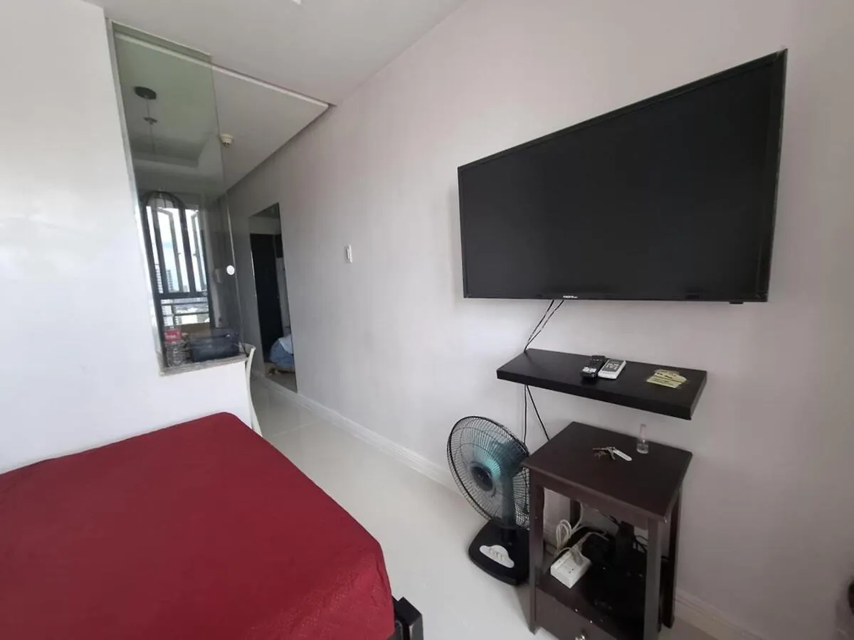 Appartement Modern Studio Birch Tower Near Malls & Nightlife Manille