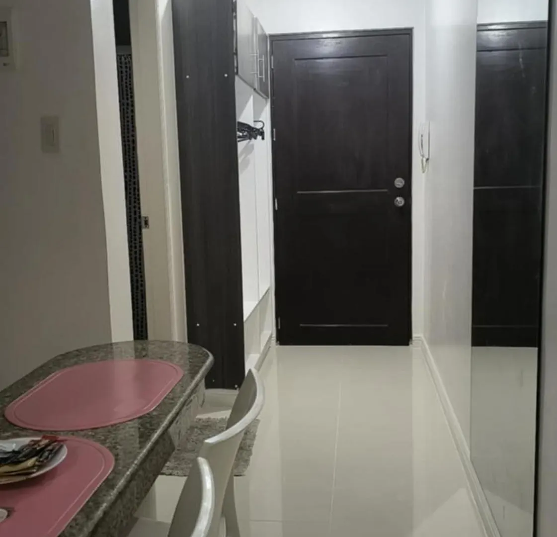 Modern Studio Birch Tower Near Malls & Nightlife Manila Philippines